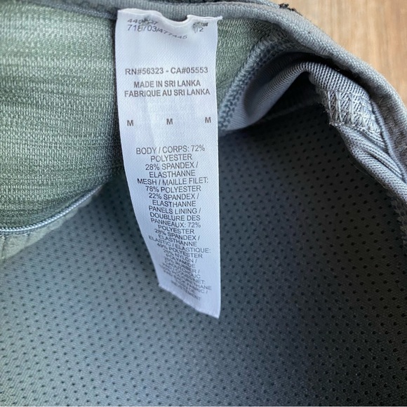 Nike Shape Women's High-Support Padded Zip-Front Sports Bra - Medium - Picture 4 of 6